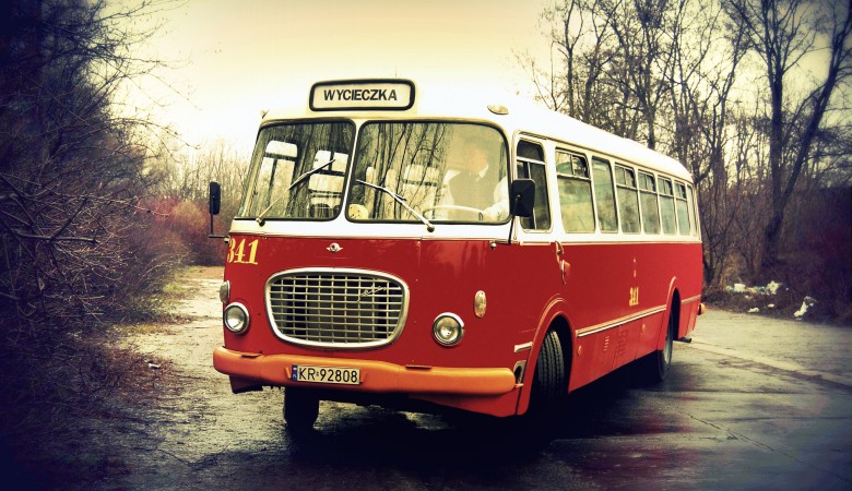 Odjechane Wesele Kraków - Na wesele:<br> AUTOBUS OGÓREK